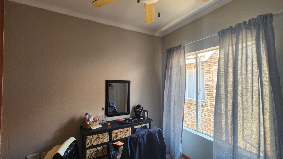 To Let 3 Bedroom Property for Rent in Baillie Park North West